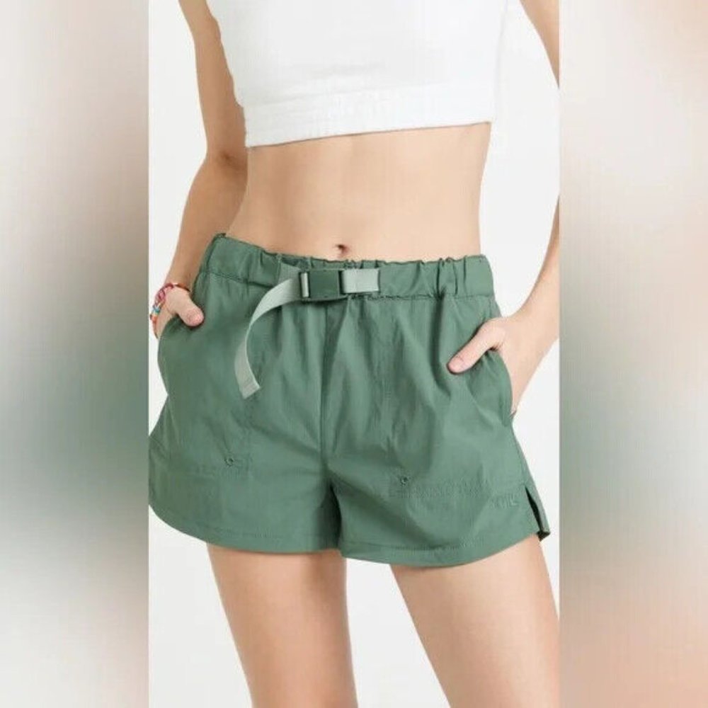 MWL by Madew hiking shorts w/ buckle - green, size S